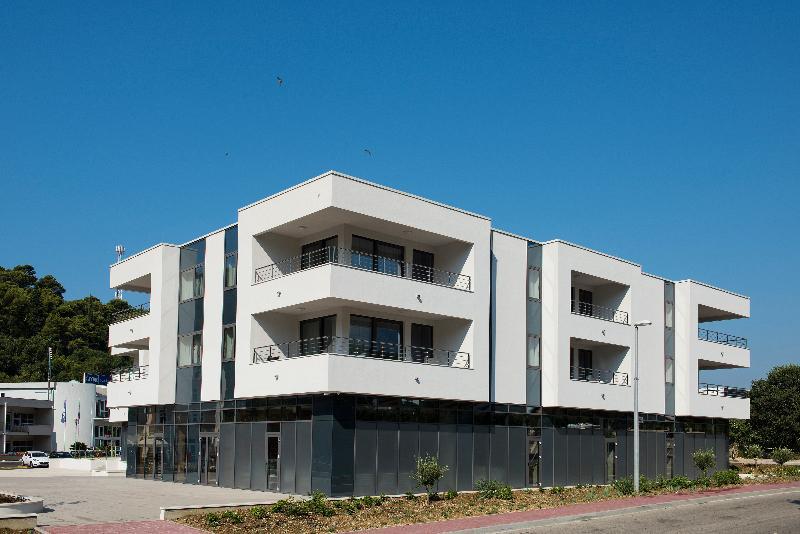 Maistra Select Srebreno Premium Apartments エクステリア 写真